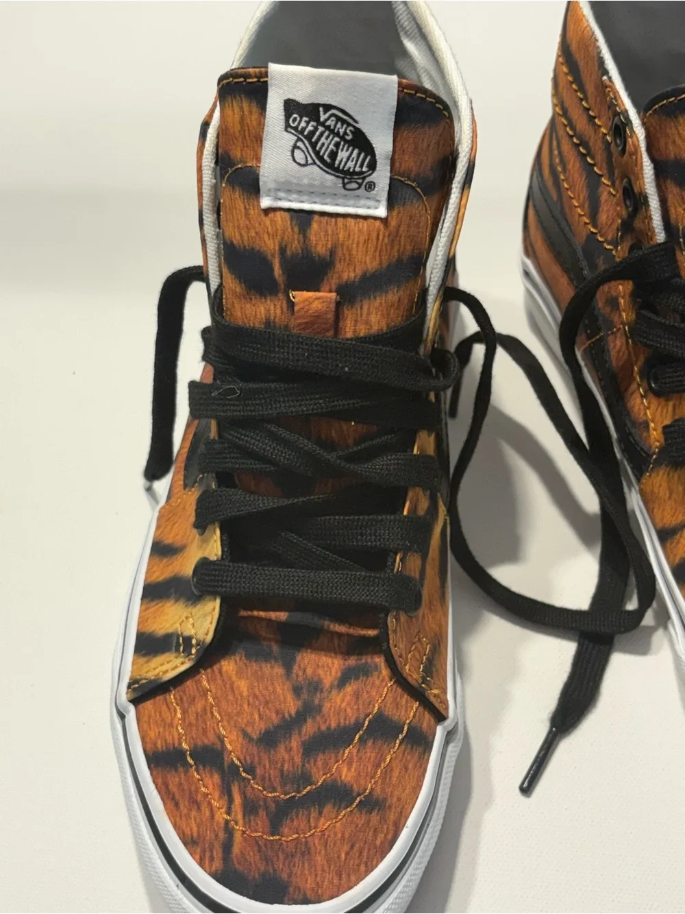 Vans Sk8-Hi Tapered Tiger Print Mens 6 Womens 7.5 NWOT High Top Sneakers (S1)